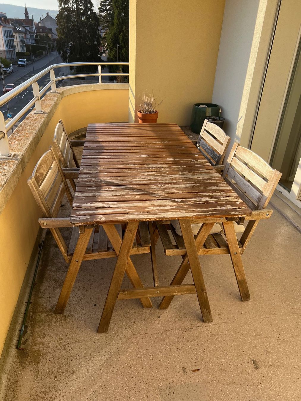 Ikea Set di tavolo e panche: Table et chaises de jardin en bois – Usato da Bulle venduto da ludoviclhomme 1