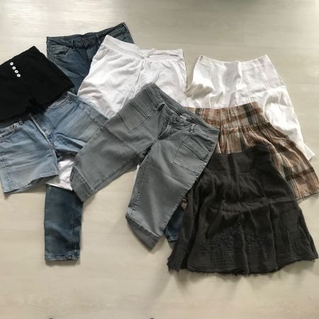 Kleiderpaket Hosen und Rock Grösse  S-M