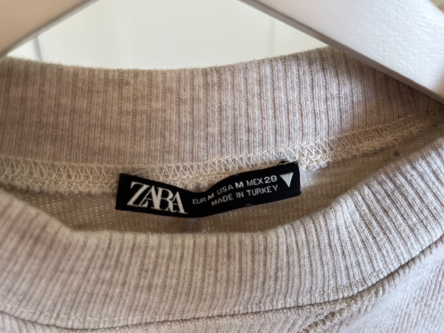 Zara Maglioni & Felpe: Zara Herbst-Pullover, hellbeige, Grösse M – Usato da Zürich venduto da Estelle_C 1