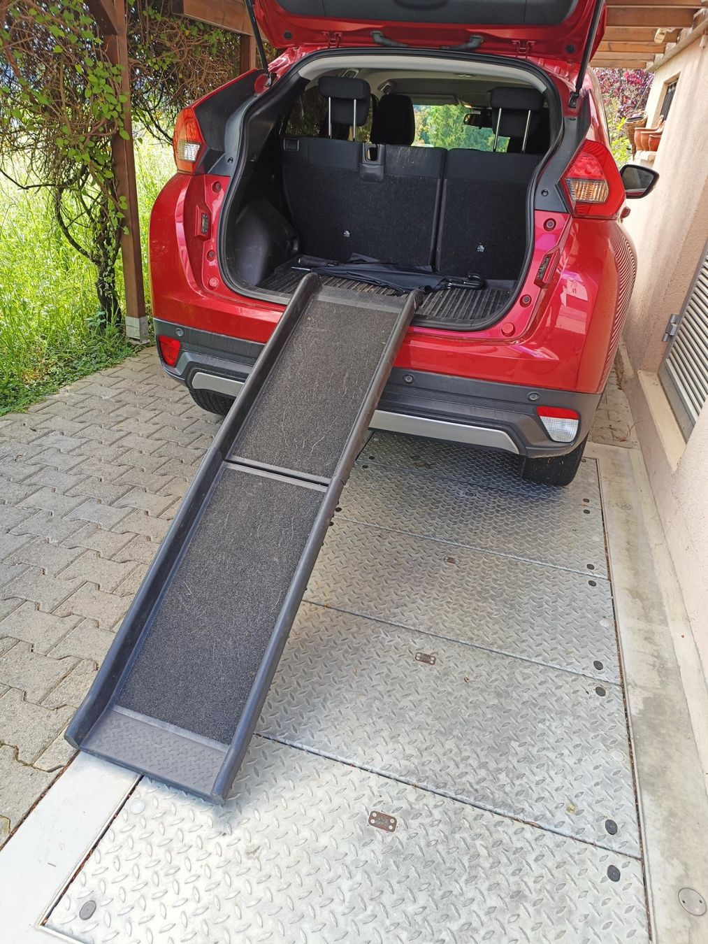 Käfige, Transport & Sicherheit: Hunderampe – Gebraucht aus Veltheim AG von HMV48