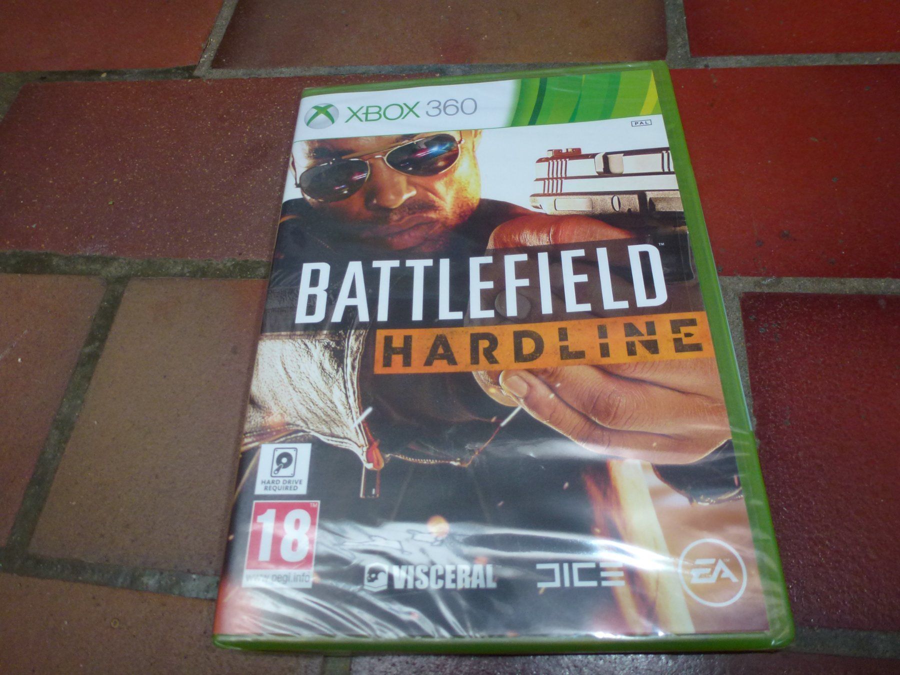 Spiele: Battlefield Hardline XBOX 360 NEUWARE – Neu und originalverpackt aus Olten von Disc-Ausverkauf