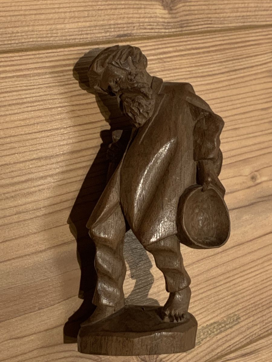 Sculture & Statue: Alter Mann Schnitzerei – Usato da Dotnacht venduto da tmn_8