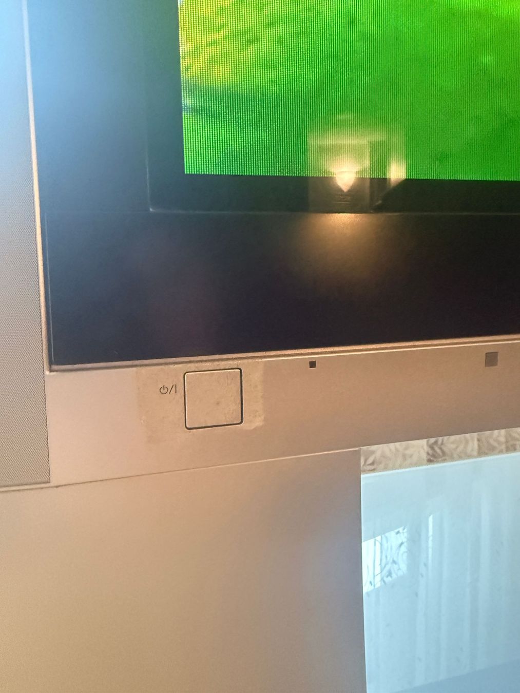 Panasonic Fernseher: Panasonic VIERA TV mit Glasgestell – Gebraucht aus Hirzel von buy1988 1