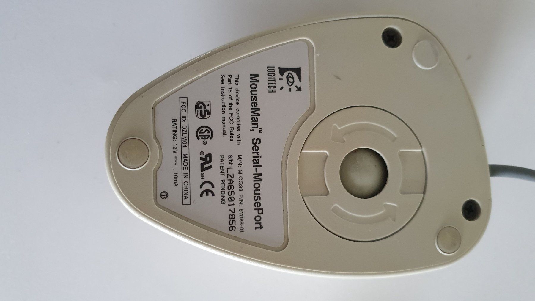 Logitech Maus: Vintage Logitech Maus Serial-MousePort M-CQ38 – Gebraucht aus Giswil von  3