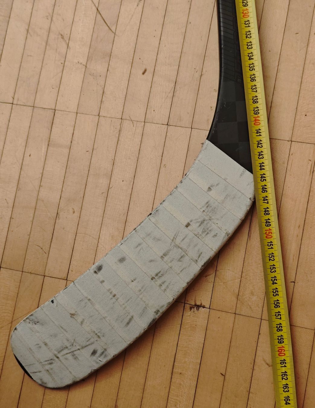 Ccm Bastoni & Pale: 2x CCM Jetspeed Massstöcke, 70 Flex, P90TM Bogen, links – Usato da Pfaffhausen venduto da seppentony 3