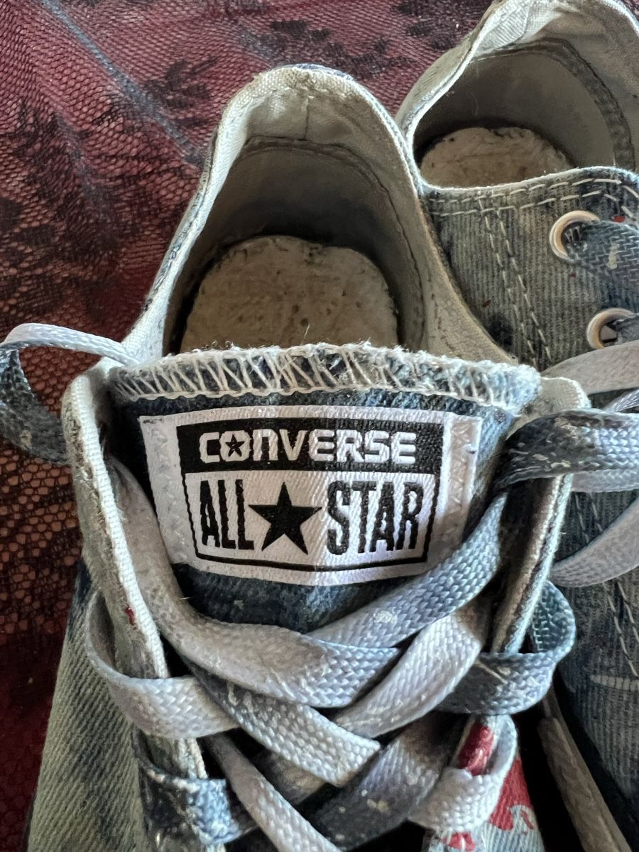 Converse Chaussures hommes: Converse All Star, Denim, Gr. 37, look unique ✨😎 – D'occasion à Chézard-St-Martin par Cheyenne_75 1