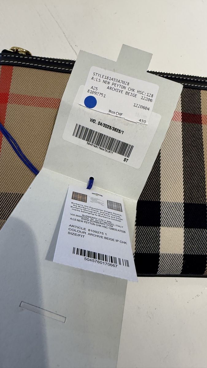 Burberry Borse: Burberry neu mit Staubbeutel – Nuovo e nell'imballaggio originale da Lachen SZ venduto da HelvetiaLuxury 8