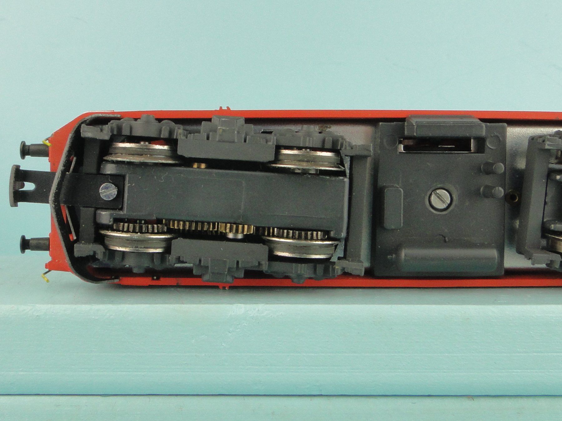 Hag Modelleisenbahnen: HAG 211 SBB Re 4/4 Swiss Express, DC – Gebraucht aus Bülach von cann11 4