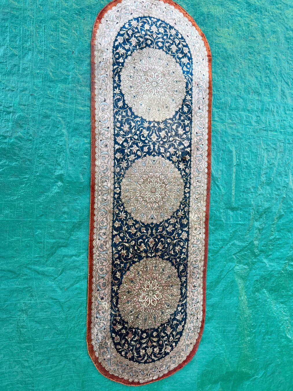 Tapis: Seide Teppich, Nr 5 – D'occasion à Glattfelden par maa_qcj8