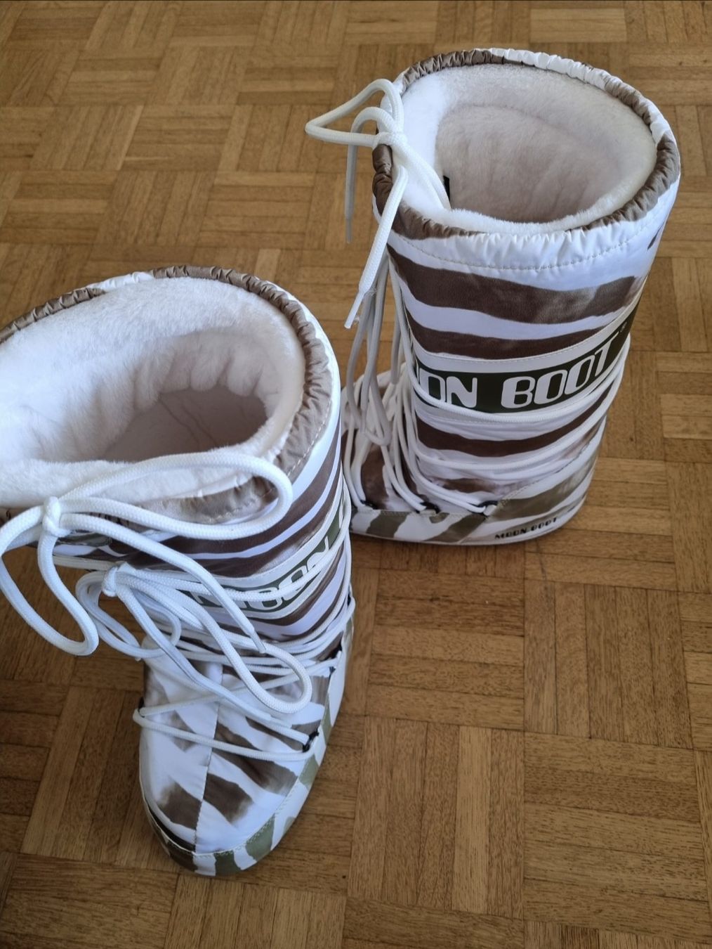Scarpe da donna: Ganz Neu MOON BOOT – Nuovo (secondo la descrizione) da Zürich venduto da Sabrina27c 3
