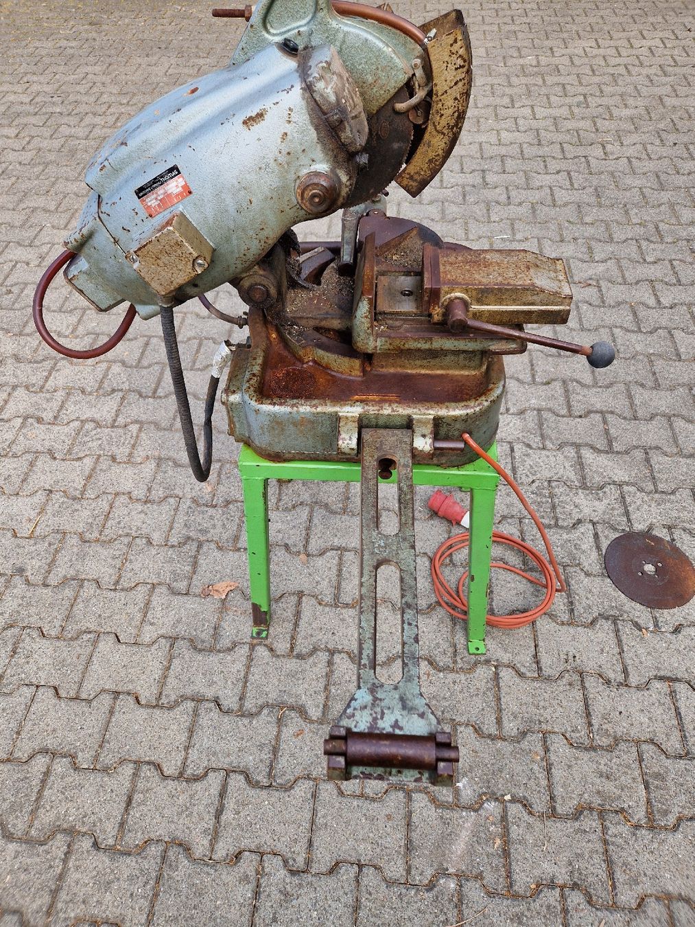 Thomas Sägen: Metallkreissäge THOMAS – Gebraucht aus Grosswangen von lar_9lz7 4