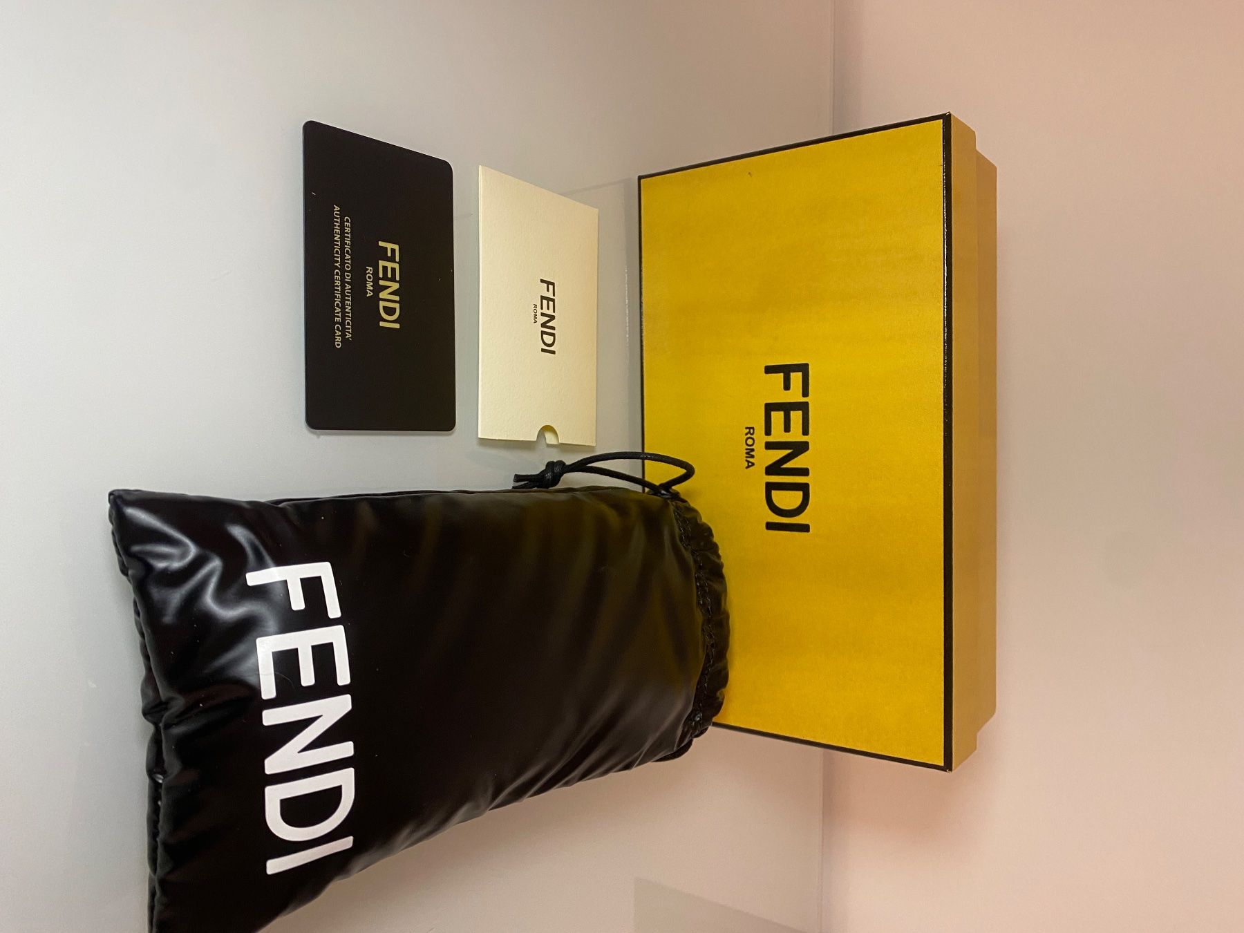Fendi Occhiali & Lenti: Fendi Sonnenbrille – Usato da Zürich venduto da SS59 2