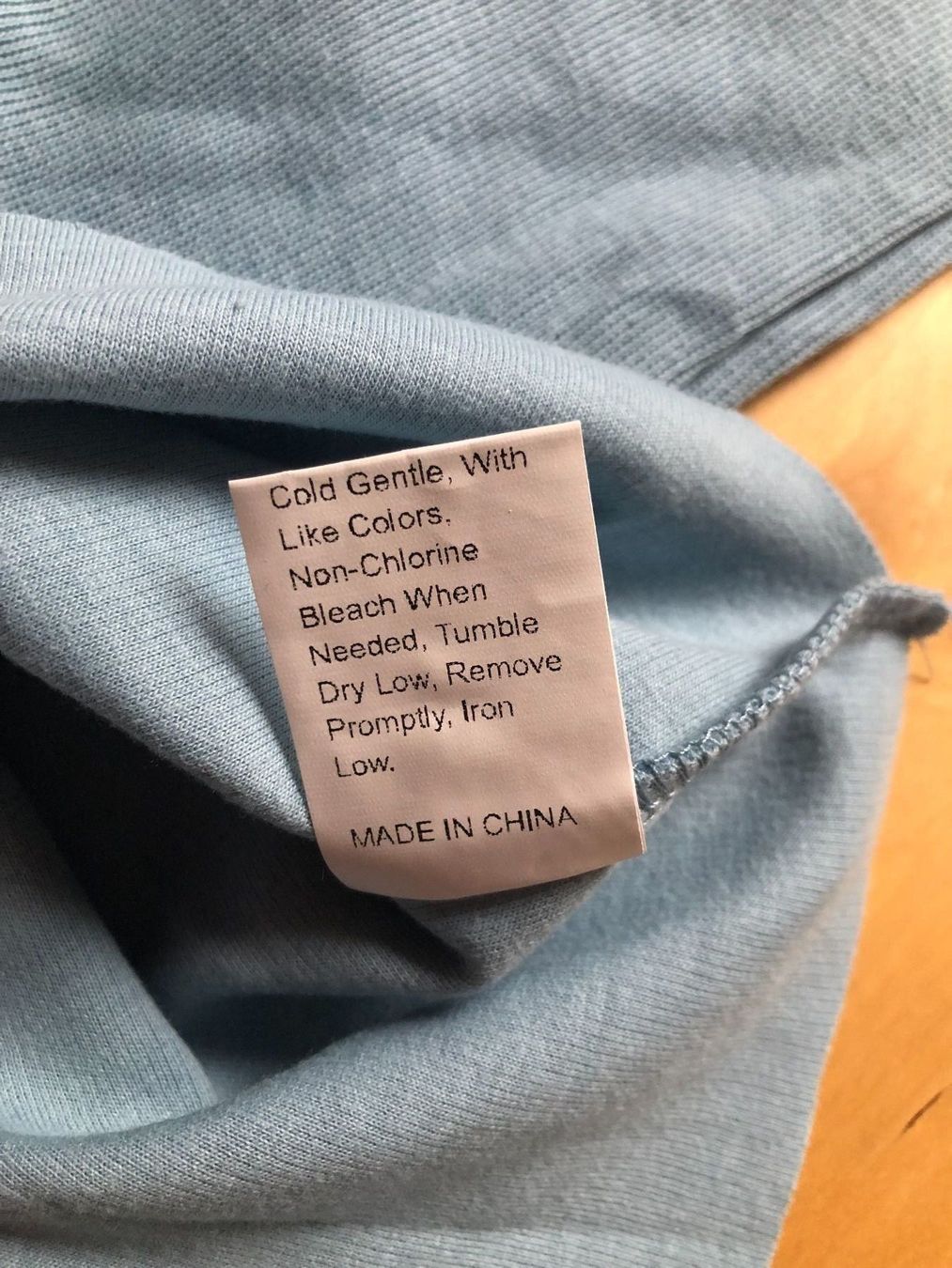 Shein Maglioni & Felpe: Damen Crop Shirt Pullover XS light blue NEU Pull Bleu – Nuovo (secondo la descrizione) da St-Aubin FR venduto da Tiweety 7
