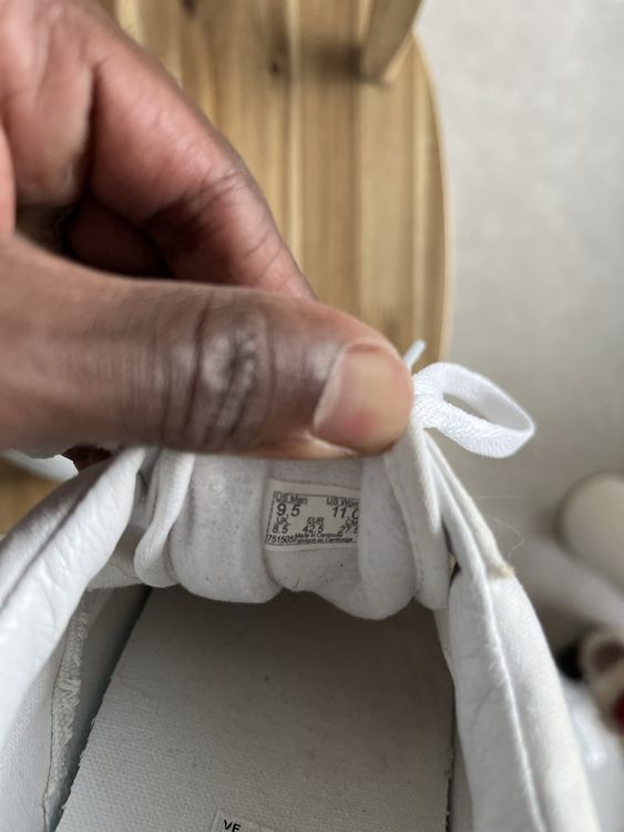Vans Scarpe da uomo: Vans White old skool shoes 42.5 – Usato da Champlan venduto da Chloef92 3