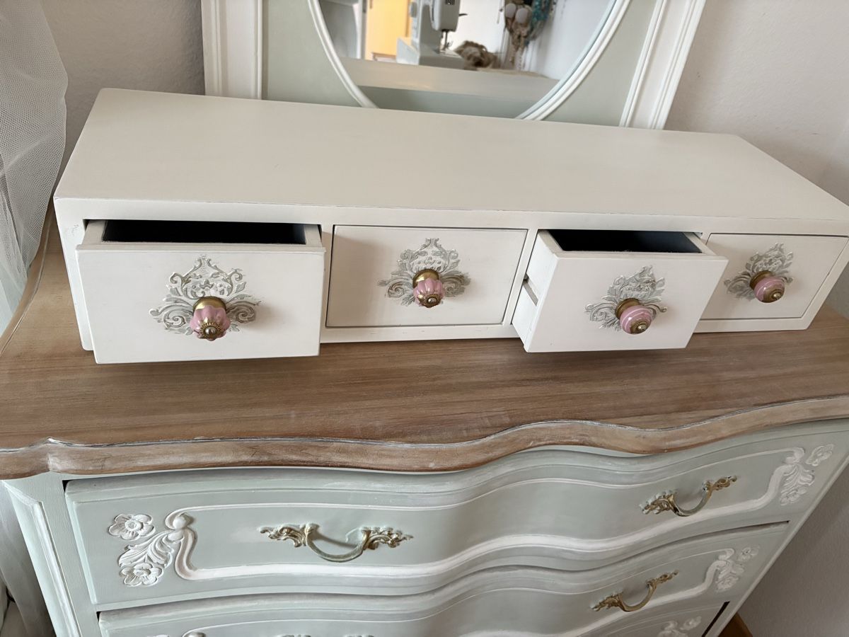 Commodes: Kommode mit 4 schubladen – D'occasion à Zürich par densiee01 1