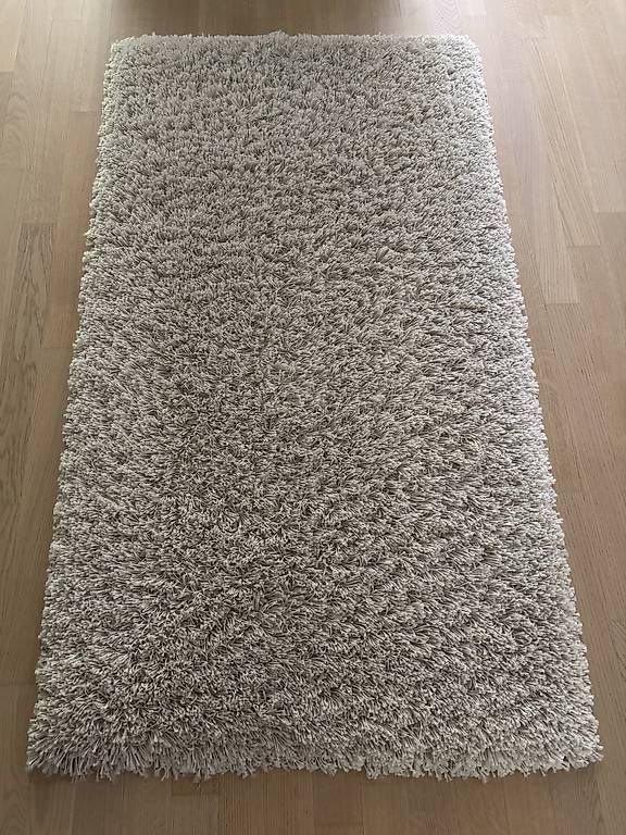 Tappeti: Tapis gris-beige – Usato da Fribourg venduto da Brosciuttofunghi