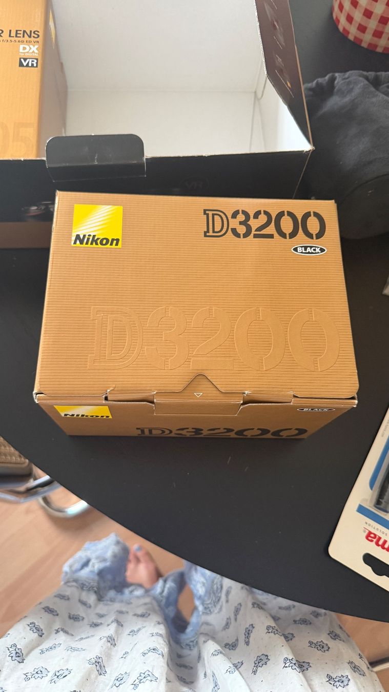 Nikon Fotocamera: Nikon D3200 18-105mm VR Kit – Usato da Zürich venduto da pre_vy7t 9