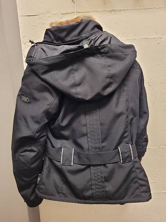 Giacche: ixs Damen Töffjacke Grösse M – Usato da Hünenberg venduto da daetice 1