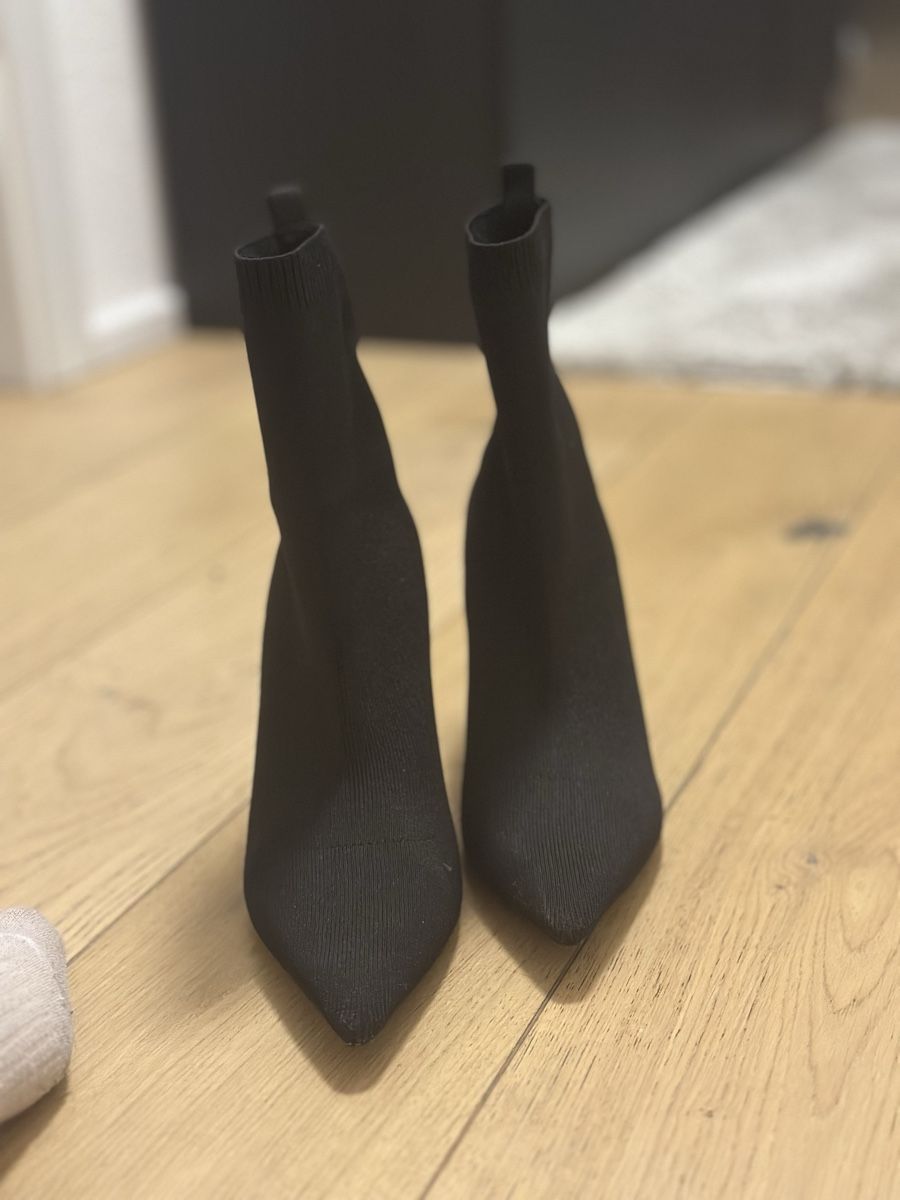 Zara Scarpe da donna: Boots  – Usato da Kriens venduto da lau_xk77 2