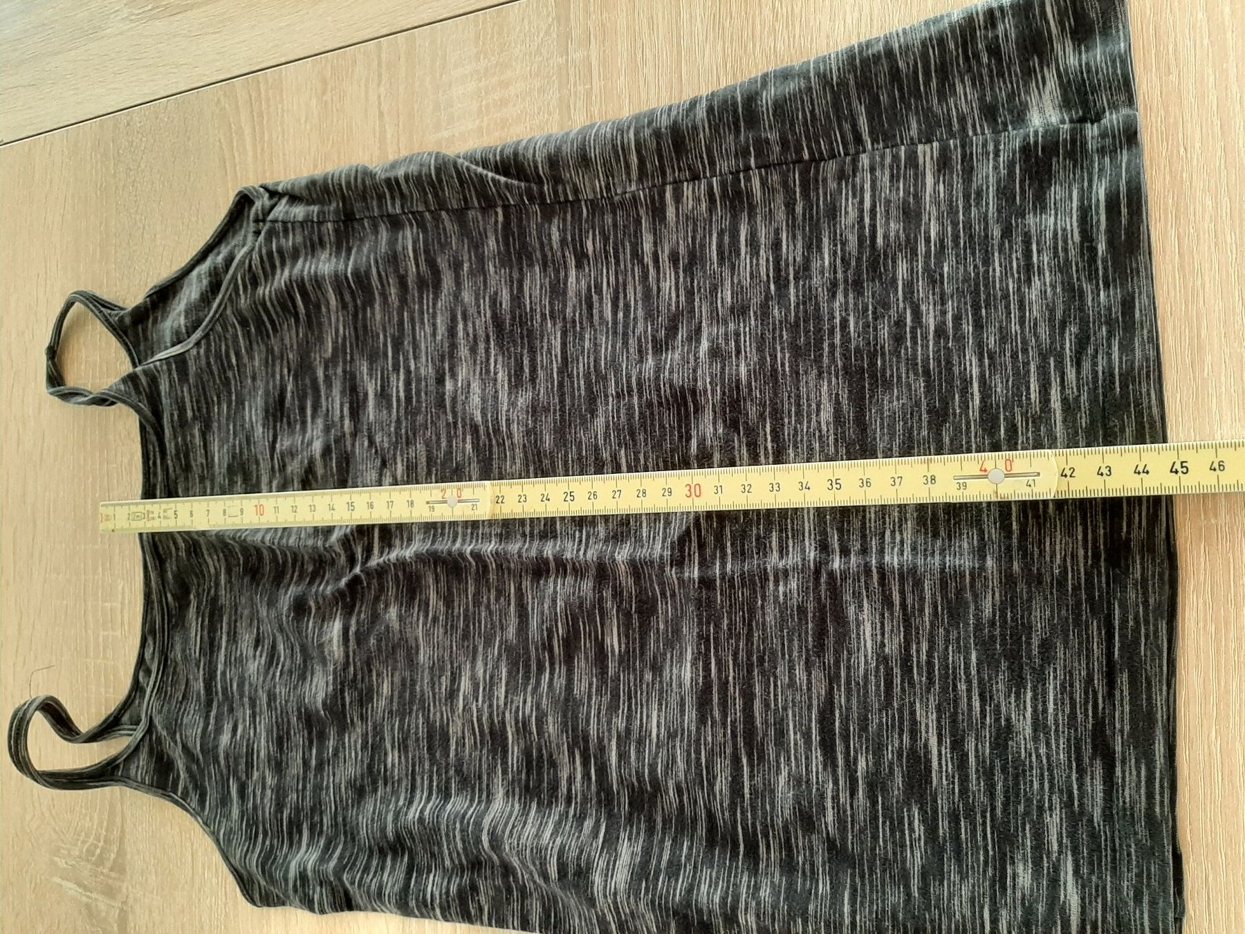 H&M Camicette, T-shirt & Top: Top Grösse 170 – Usato da Menziken venduto da Rien1 4