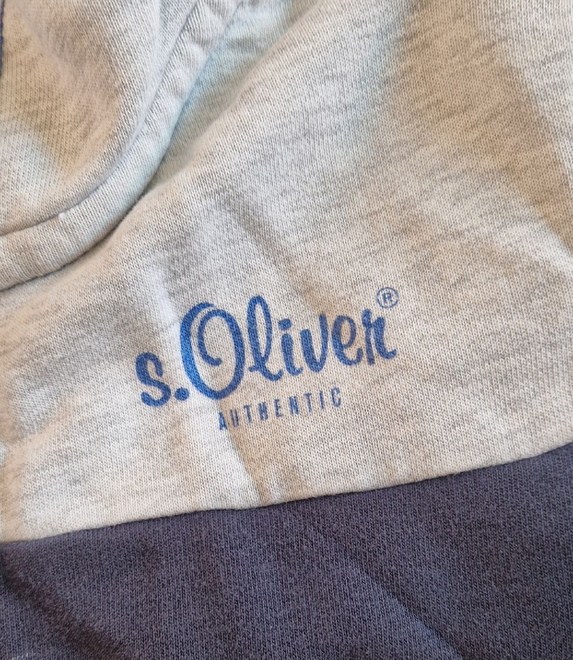 Maglioni & Felpe: S.Oliver Sweatjacke Gr. 116 – Usato da Fällanden venduto da Stern722 1