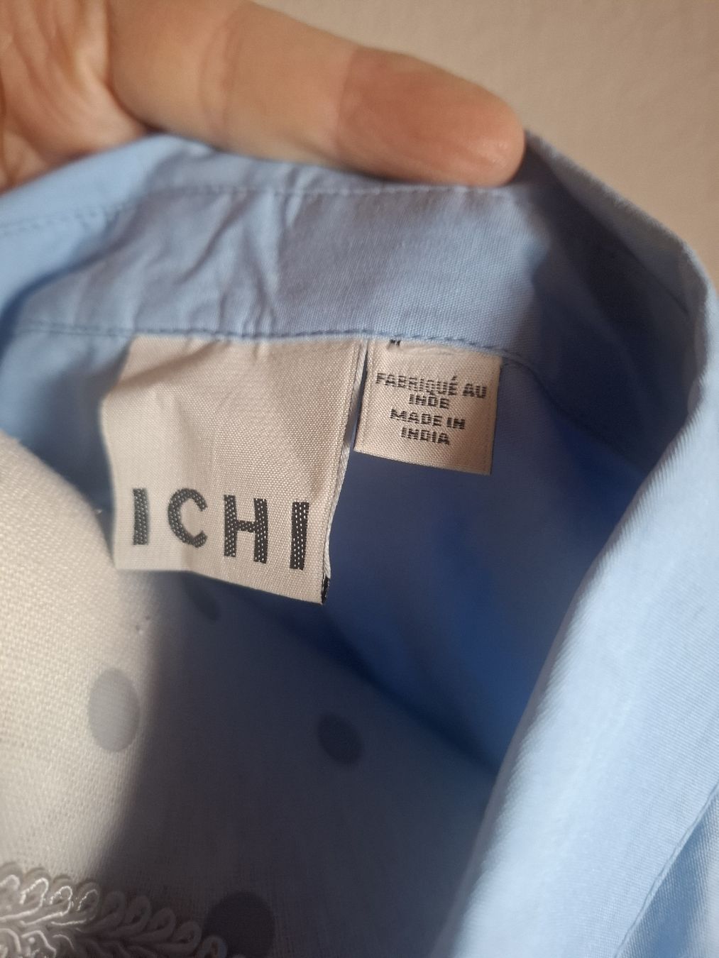 Anouk Robes: Hemdkleid ICHI hellblau mit Bindegürtel guter Zustand – D'occasion à Urtenen-Schönbühl par wirbelwind010 4