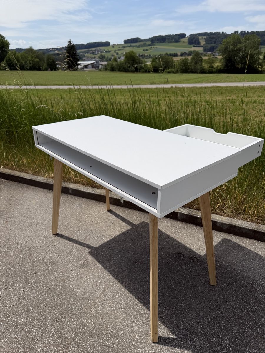 Scrivanie: Bürotisch – Usato da Triengen venduto da ragart 3