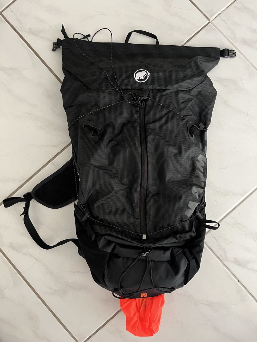 Mammut Zaini: Mammut Ducan Spine 28-35l backpack – Usato da Uster venduto da hsh9
