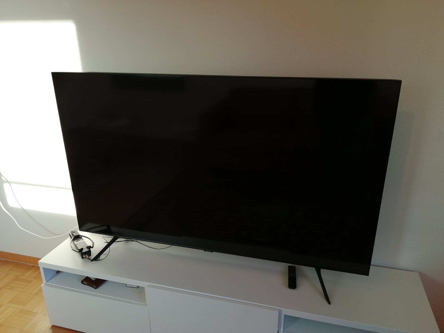 Samsung Televisori: TV Samsung- QLED 65" – Usato da Bern venduto da sim_8y66