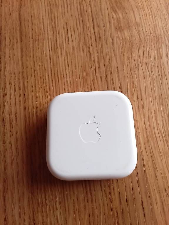 Kopfhörer: Apple Kabelkopfhörer Lightning – Neu und originalverpackt aus Oberdorf BL von GuteQuali24H