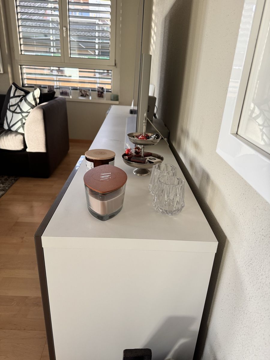 Ikea Meubles TV: TV Cabinet – Neuf (Voir description) à Zug par dar_yg5w 1