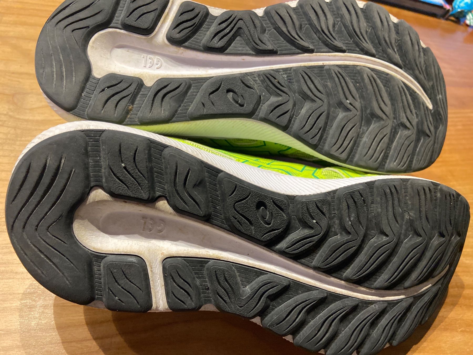 Asics Scarpe da uomo: Sportschuhe Gr. 36 – Usato da Windisch venduto da Salat8 3