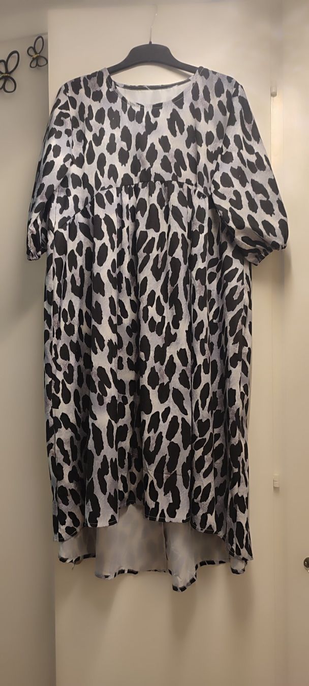 Kleider: Sommer Kleid M – Gebraucht aus Tagelswangen von son_z88g 4