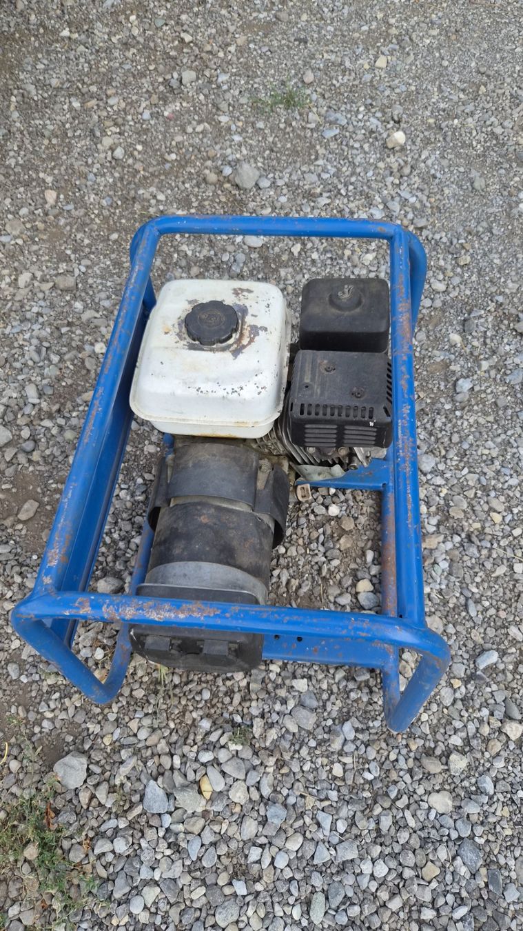 Honda Generatori di corrente: Notstromaggregat Honda – Usato da Nottwil venduto da TB28 2
