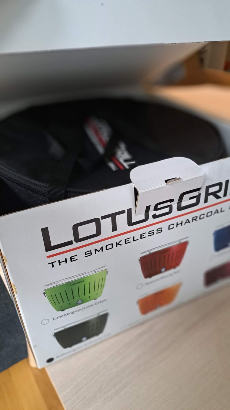 Lotus Bracieri: LotusGrill Classic Rauchfreier Holzkohlegrill - Anthrazit – Usato da Zürich venduto da cpqlab.26 2
