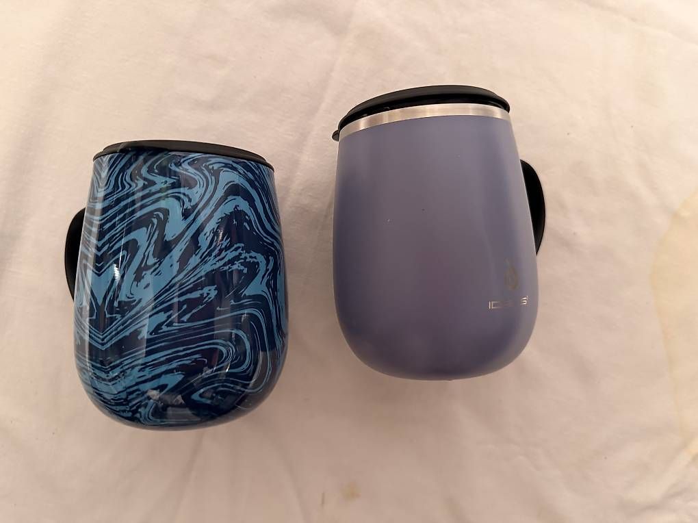 Tasses: NEU 2 Thermo-Trinktassen/Becher 470 ml – D'occasion à Muhen par bebesonne