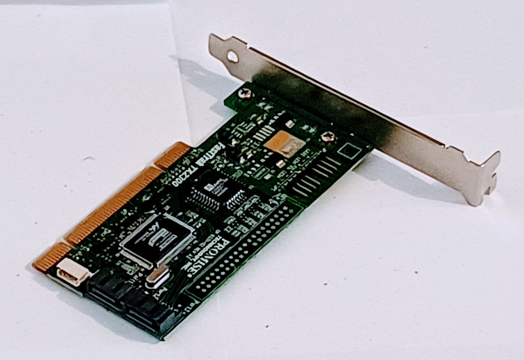 Server: Promise FastTrak TX2300 RAID-Controller – 2x SATA II – Usato da Zürich venduto da Sashaaa 6