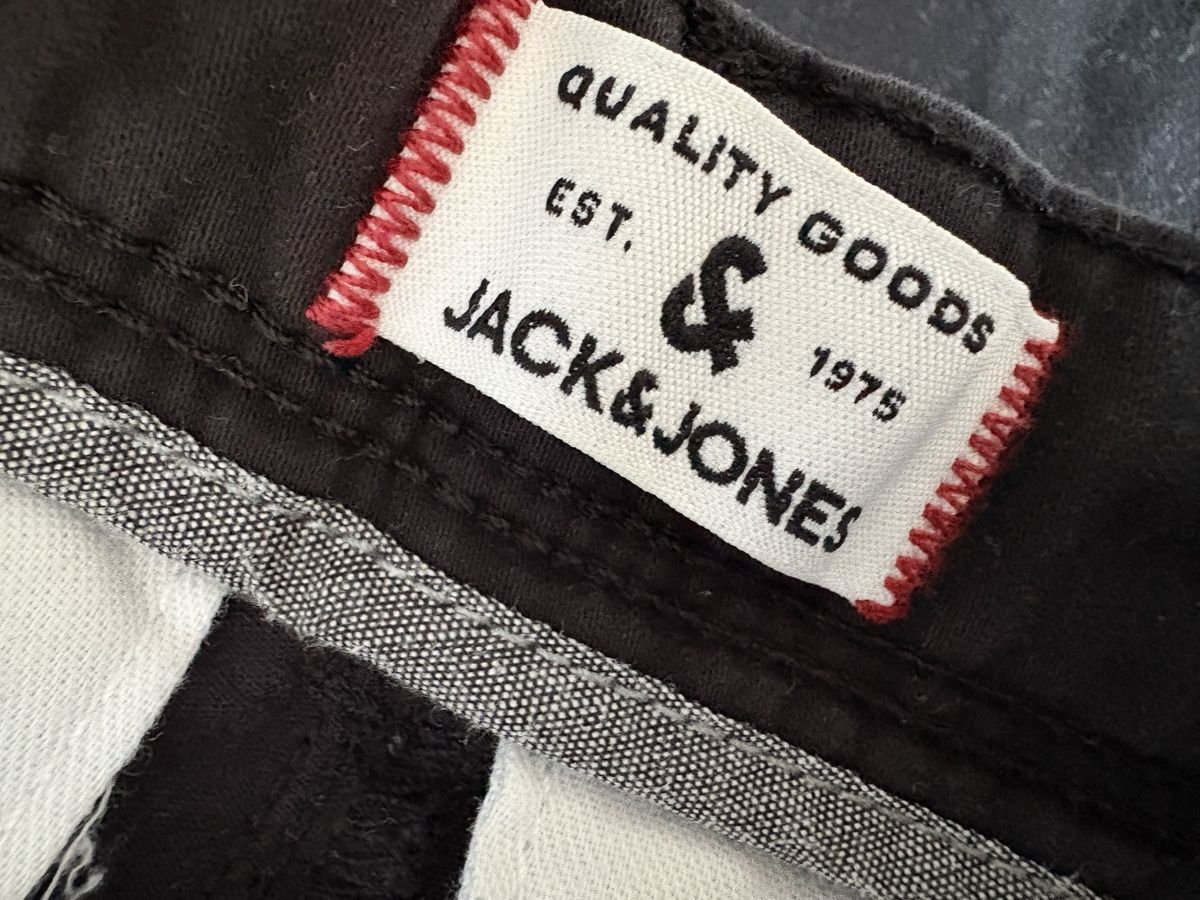 Jack & Jones Pantaloni: Herren Hosen 32/32 – Usato da Nürensdorf venduto da Yellowstone09 5
