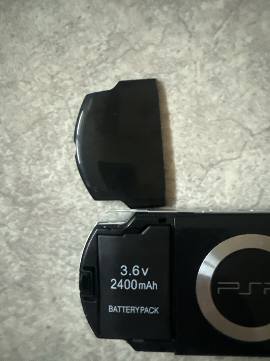 Sony Console: Psp 2004 et 3004 – Usato da Fribourg venduto da dio_79ds 3