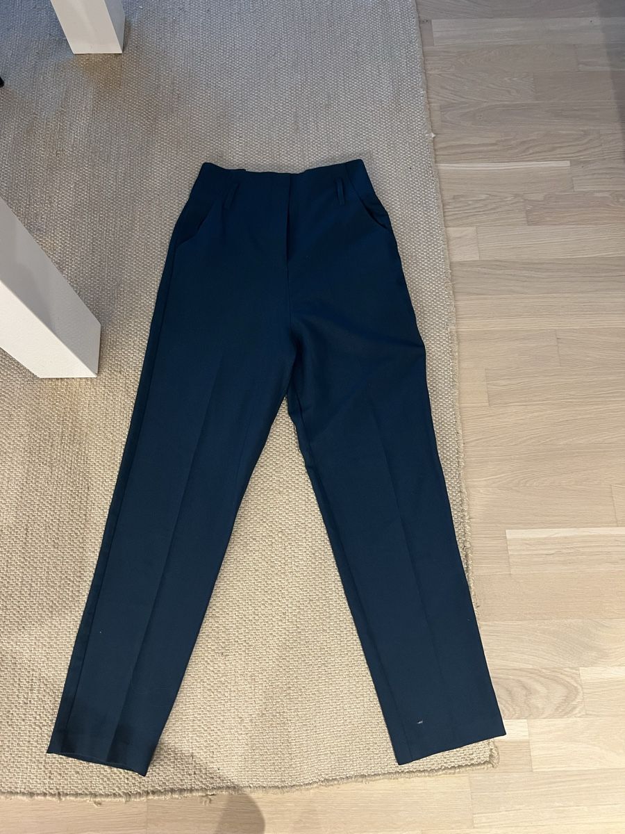 Pantaloni: Hose – Nuovo (secondo la descrizione) da Zürich venduto da tyr_5j6q