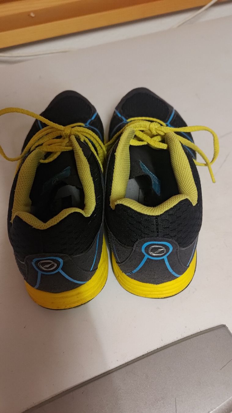 Scarpa Scarpe da uomo: Schuhe Running Scarpa 41 – Usato da Poschiavo venduto da Linuzzo80 4