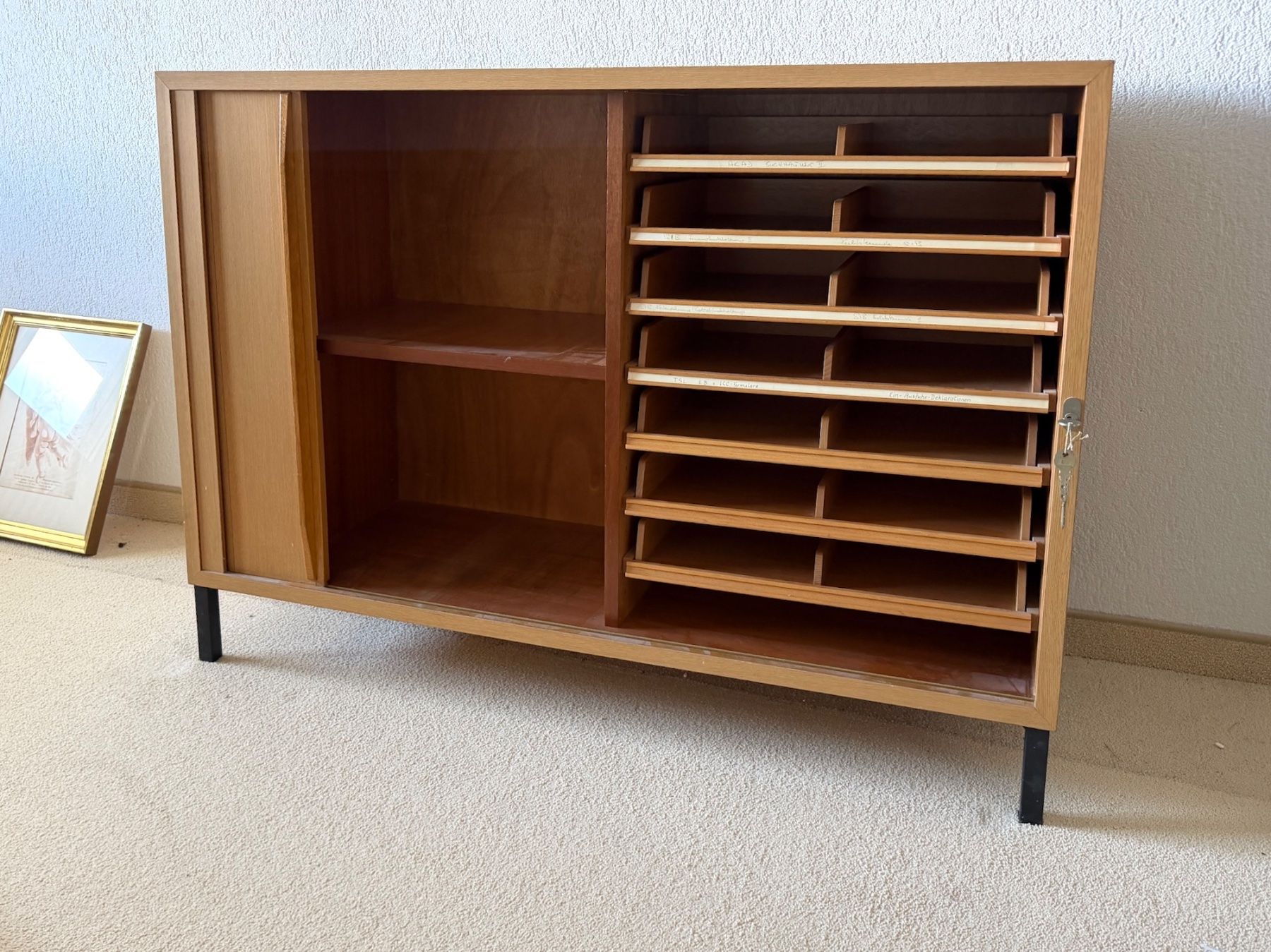 Schränke: |•|  Lateral-Schrank mit 7 Schubladen – Gebraucht aus Schlieren von Freundlich02 1