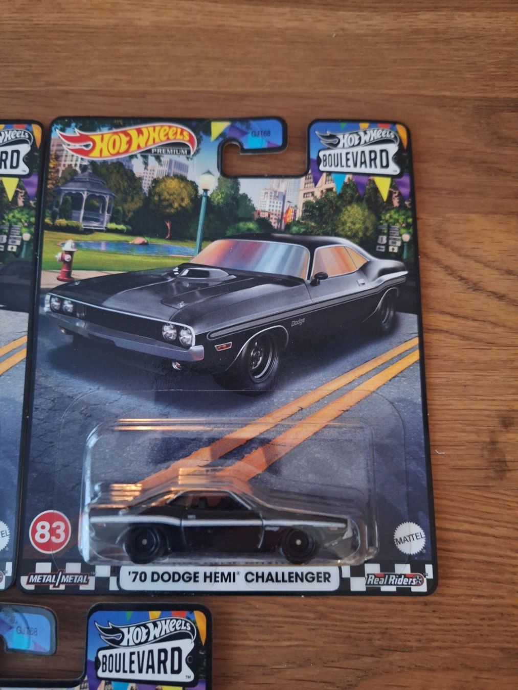 Hot Wheels Modellautos: Hot Wheels Premium Boulevard 70 Dodge Hemi Challenge #83 – Neu und originalverpackt aus Adlikon von Mmartin0