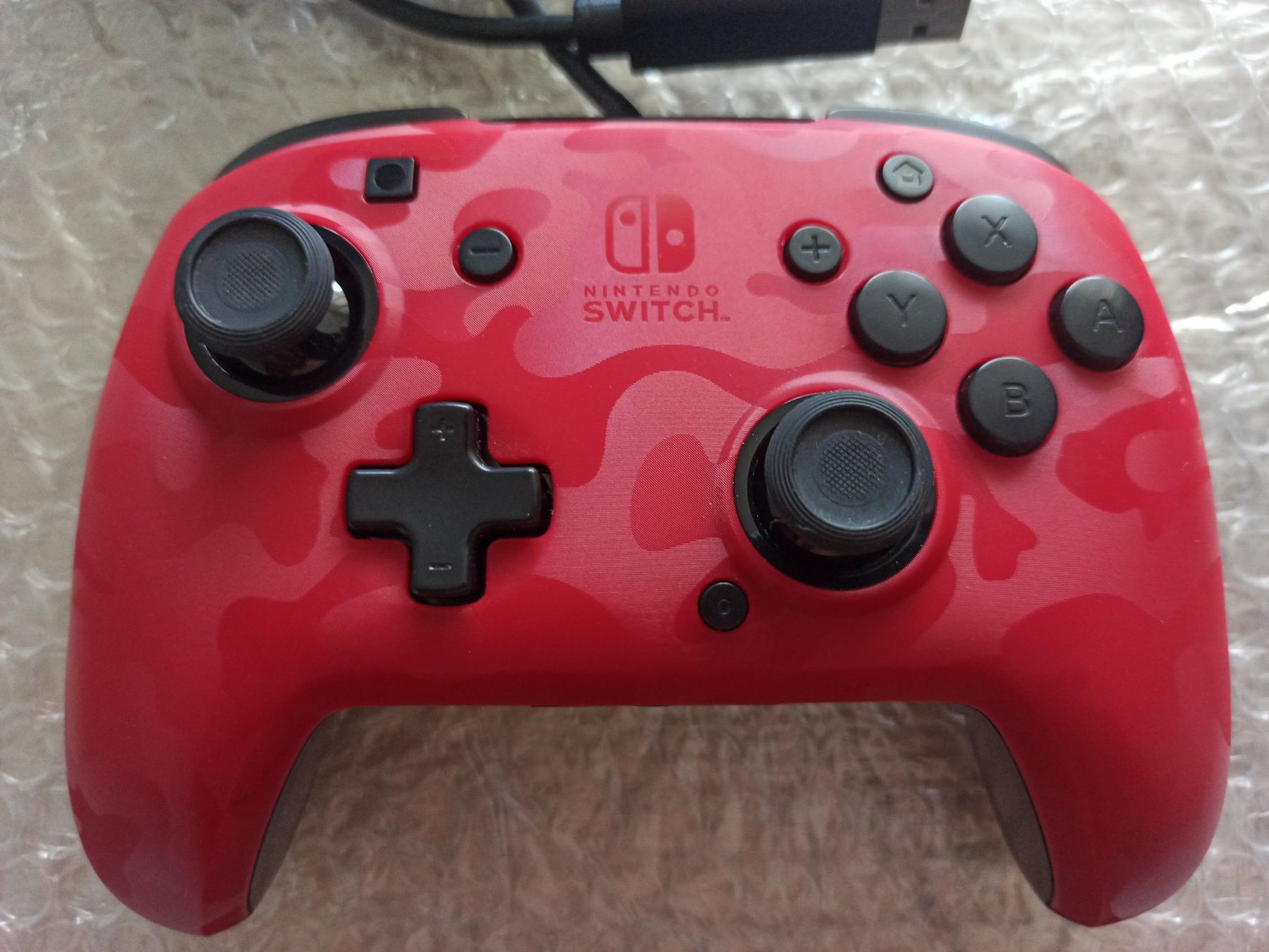 Manettes: PDP Faceoff Deluxe+ Audio Wired Controller  Switch - NSW TOP – D'occasion à Oberweningen par mar_87mx 1