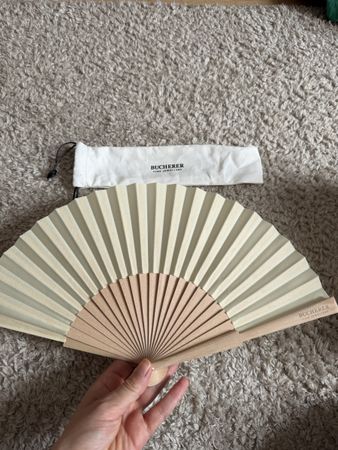 Bucherer Fine Jewelry fan + a gift