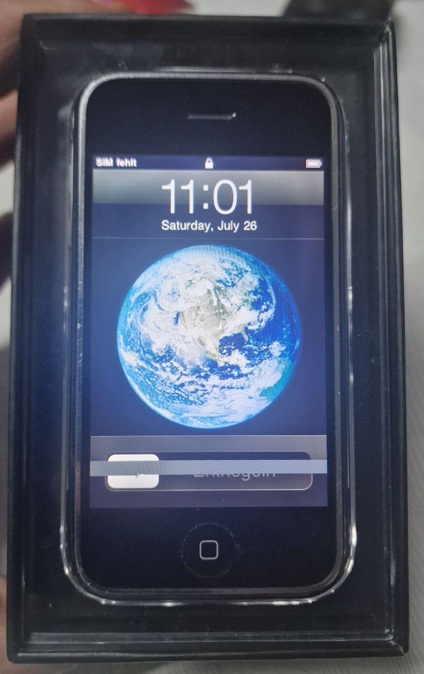 Apple Handys / Smartphones: iPhone 2G 8GB Vintage Handy mit OVP – Defekt aus Uerkheim von Justi.y 6