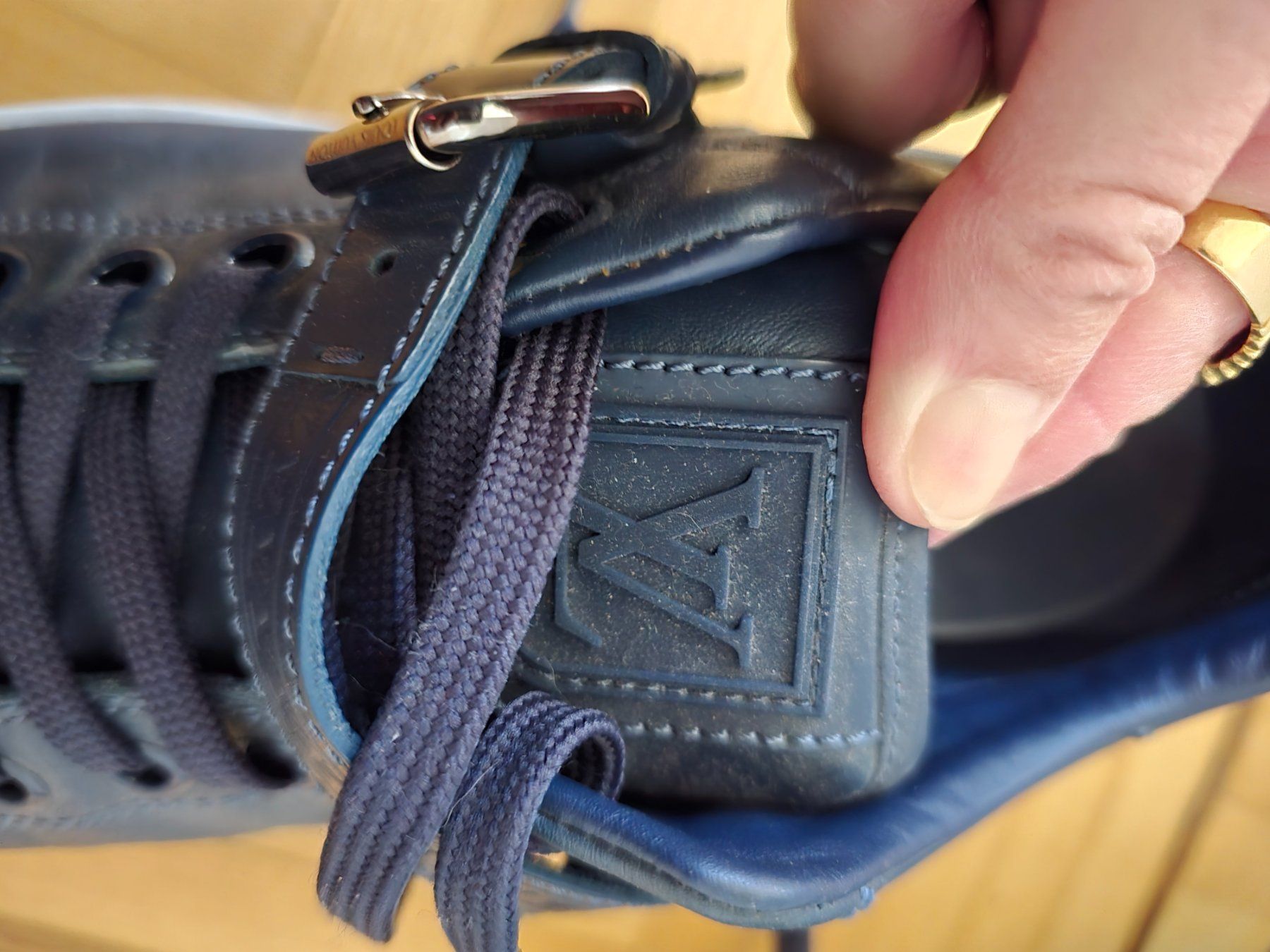 Louis Vuitton Scarpe da uomo: Louis Vuitton-Sneaker in Blau Gr. 8/42 – Usato da Bottmingen venduto da sandy_2 5