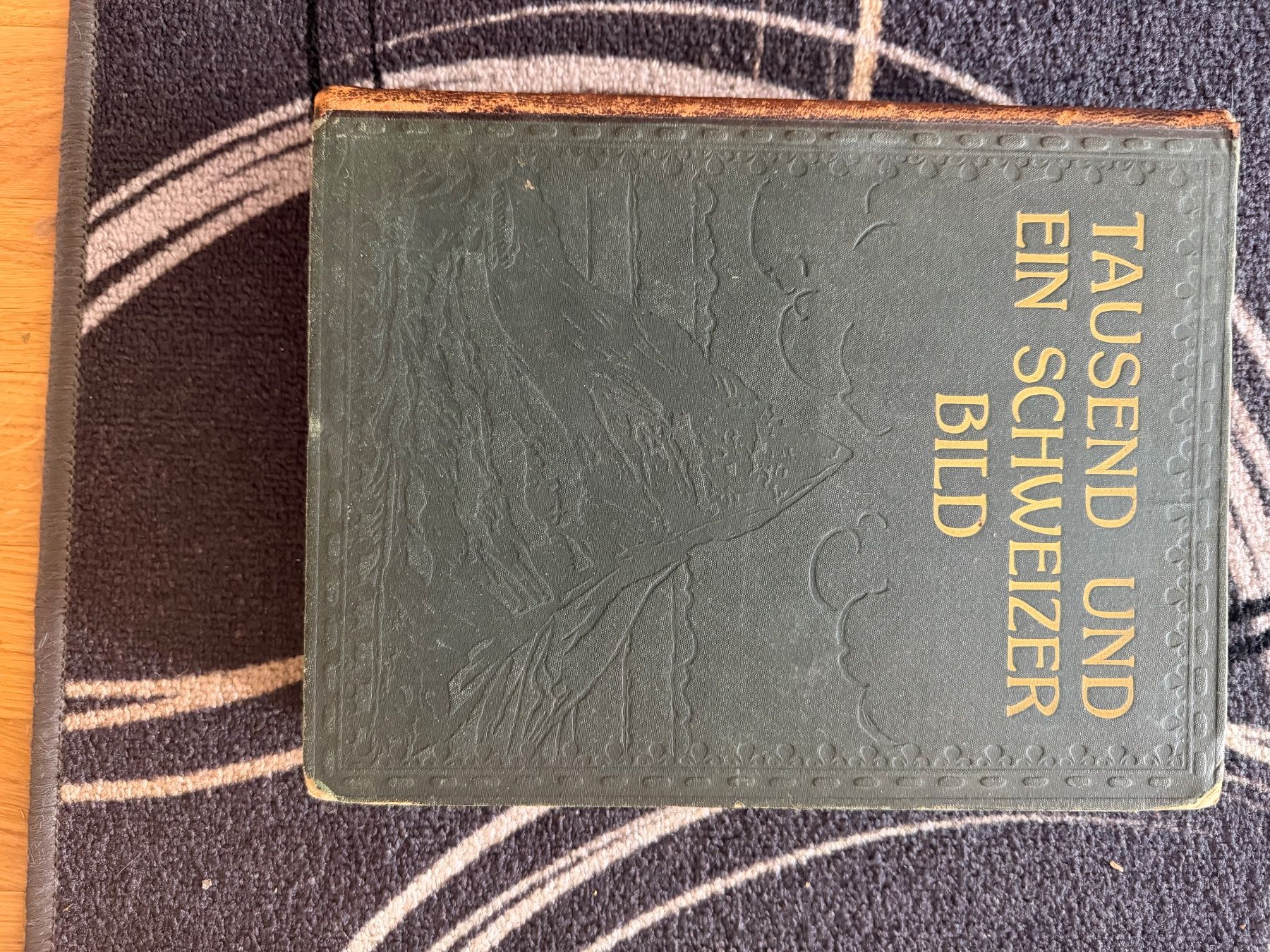 Livres: Tausend und ein Schweizer Bild – D'occasion à Ossingen par kimpossibel