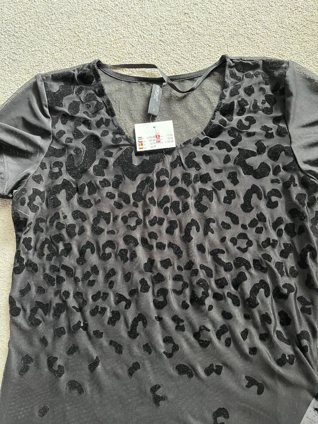 T-shirt: T-shirt Gr S. Fabrikneu – Nuovo e nell'imballaggio originale da Rekingen AG venduto da Maxim5332G 1