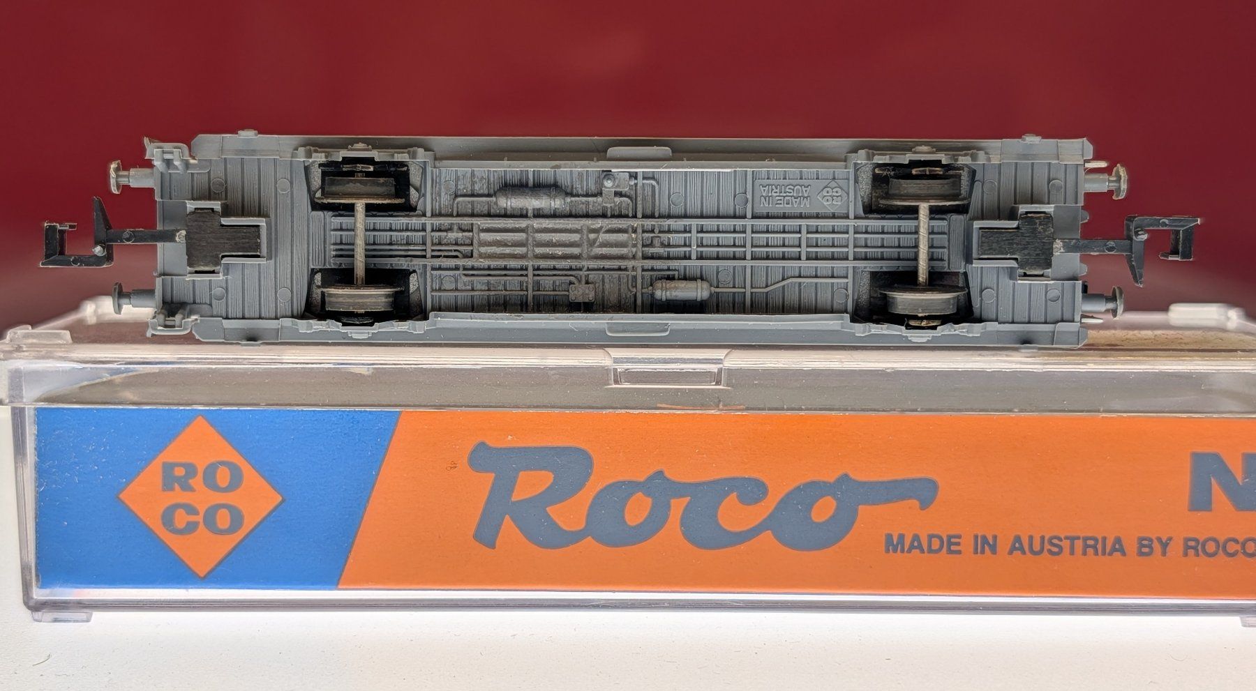 Roco Modelleisenbahnen: Spur N "Usego" Güterwagen von Roco – Gebraucht aus Reinach BL von angus74 4